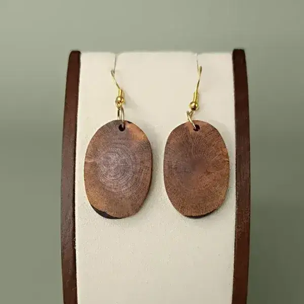 Boucles d’oreilles artisanales en bois flotté fait main Skyline Artwood.